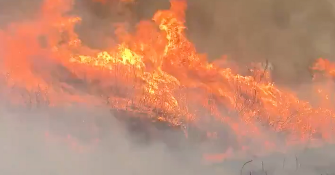 Incendio Chandrexa de Queixa, imaxe de @Brifflaza