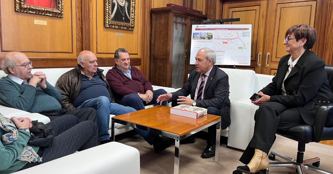 José Tomé nun encontro con José Manuel Silva e Andreu Mas-Colell