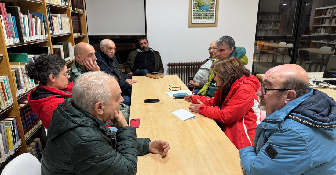 reunion-organiizacion-mostra-do-aceite-de-quiroga