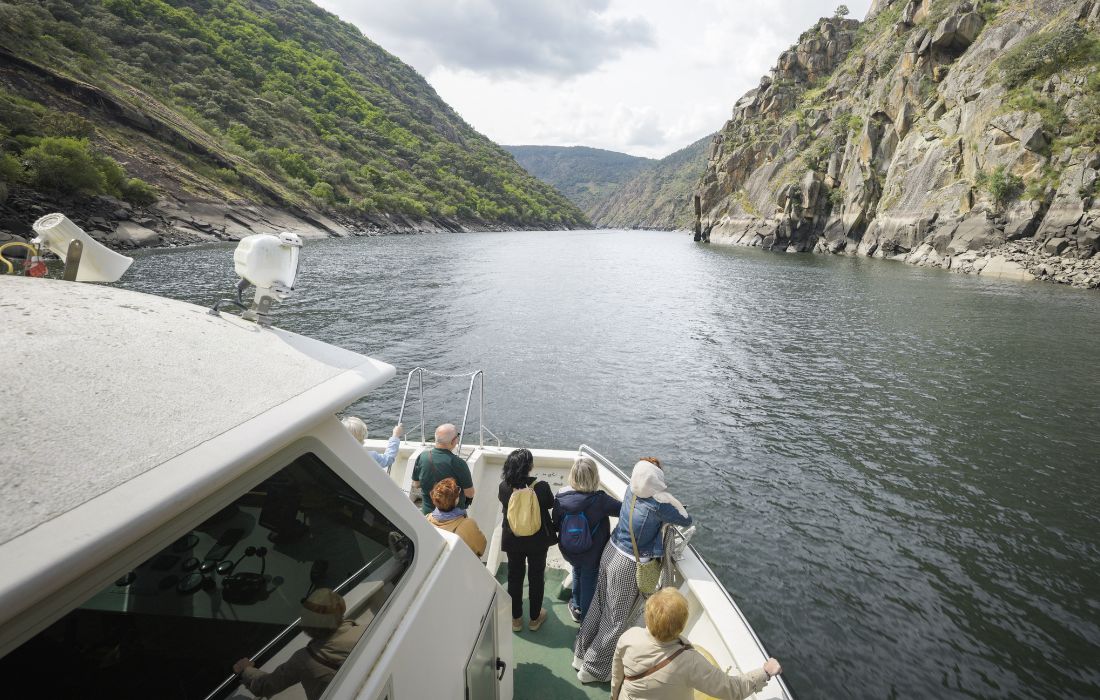 rutas-fluviais-catamarans-ribeira-sacra-dep-lugo