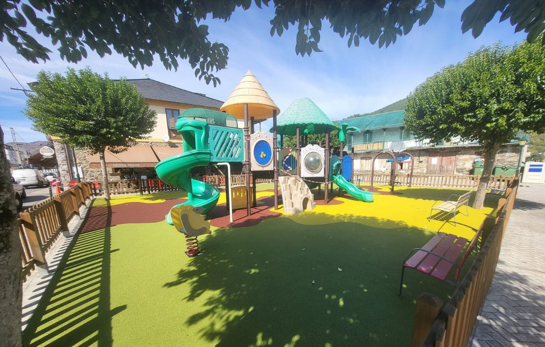 parque-infantil-praza-do-ladrillo-ribas-de-sil