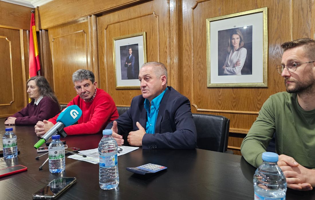 rolda-de-prensa-psoe-manzaneda