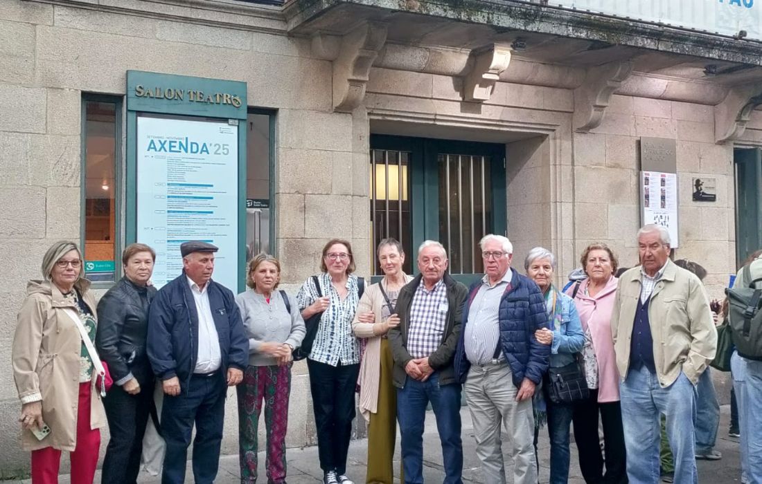veciños-chantada-salon-do-teatro-santiago