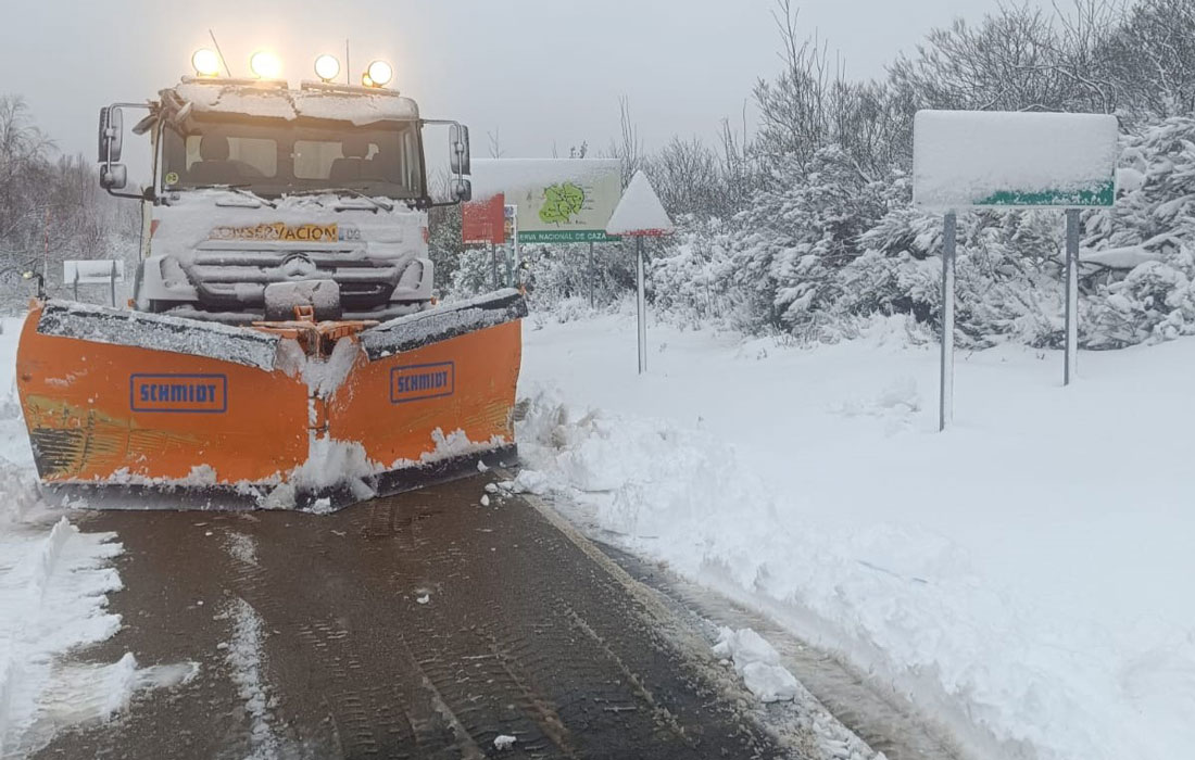 031225-Traballos-da-Deputación-neve-na-Montaña-Lugo-25