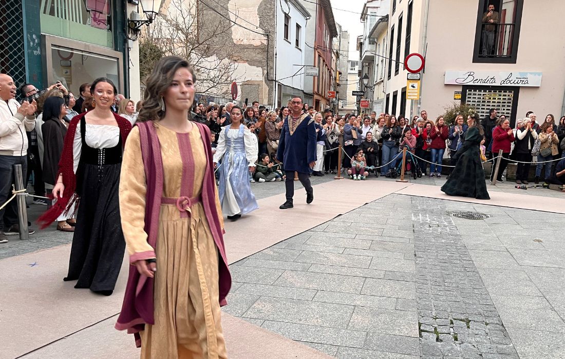 DESFILE-FEIRA-MEDIEVAL-MONFORTE