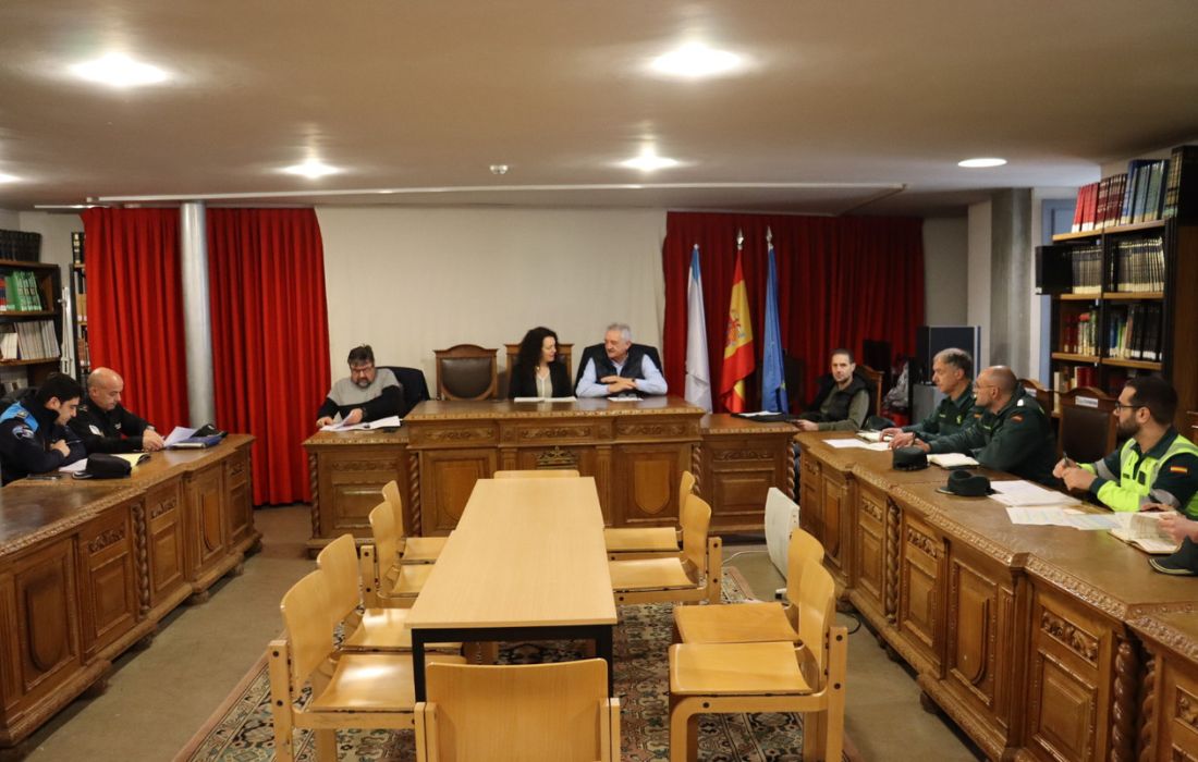 dispositivo-seguiridade-feiraa-do-viño-de-chantada