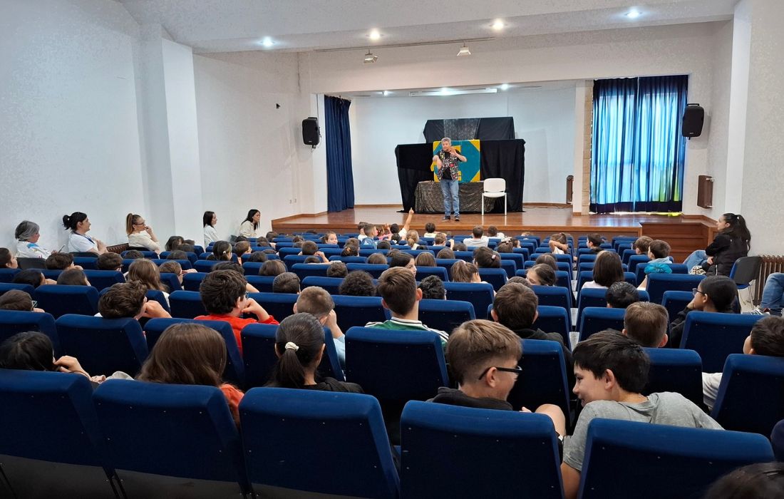 espectaculo-viaxa-cos-libros-quiroga