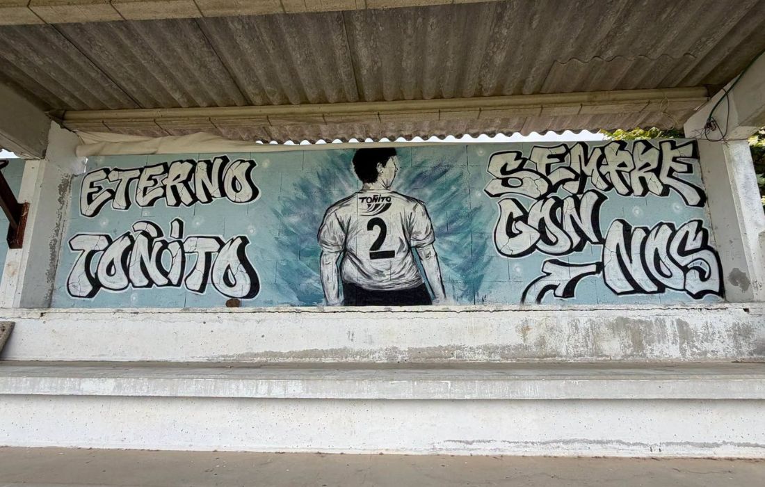 mural-toñito-campo-o-poste-sd-rubian-boveda