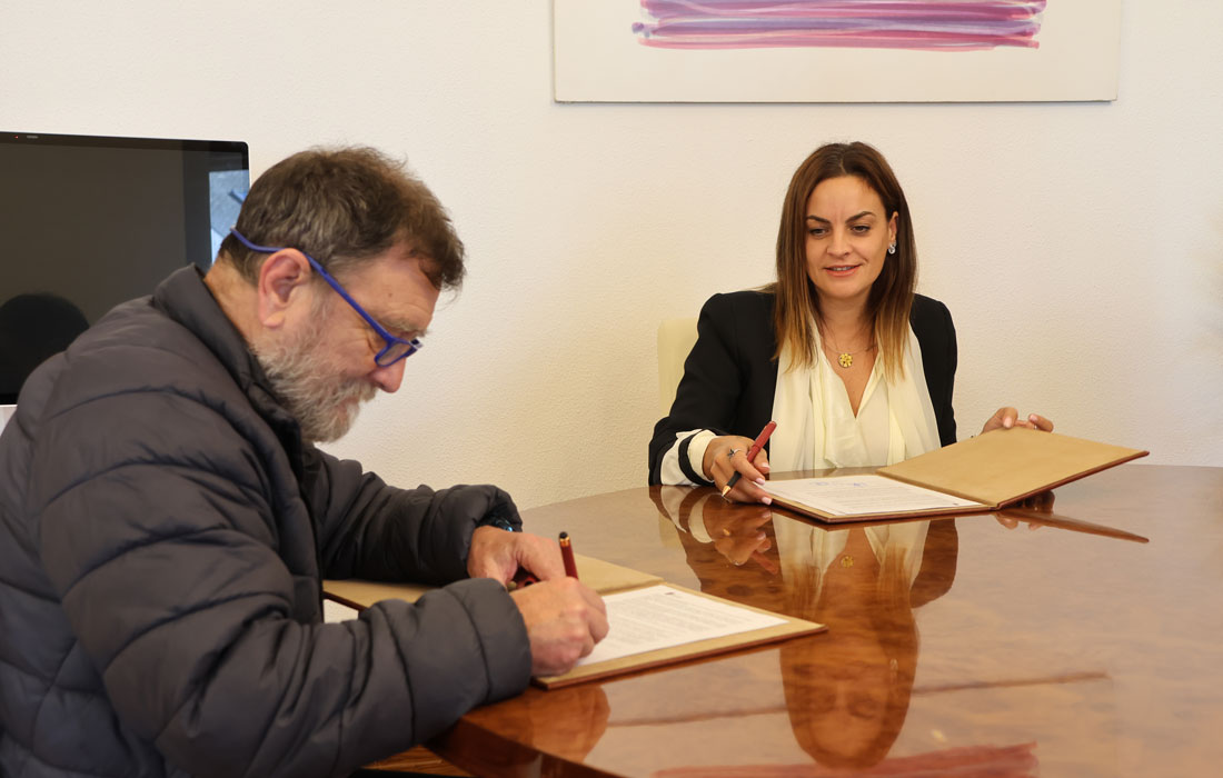 Sinatura-subvención-Deputación-ACARLU