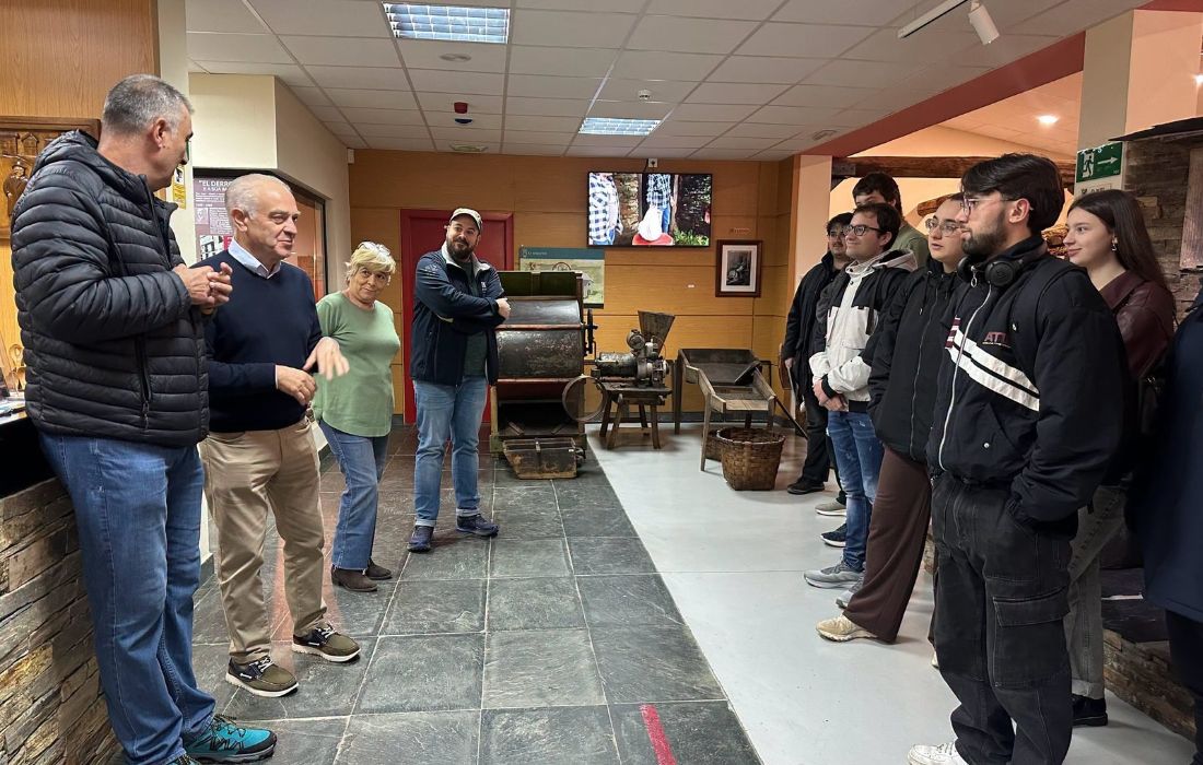 UVigo visita Xeoparque
