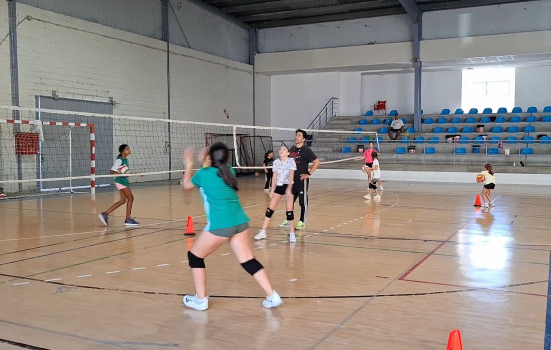 escolas-deportivas-quiroga-volei