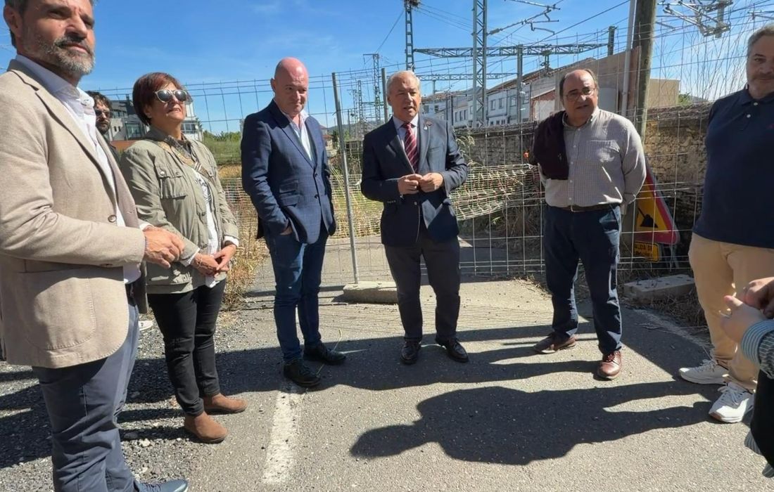 obras pasos a nivel Monforte