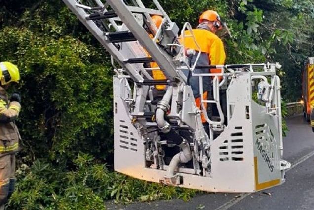 Bombeiros Lugo tormenta