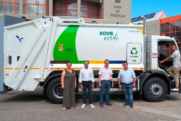 NOVO CAMION DE RECOLLIDA DE LIXO EN XOVE