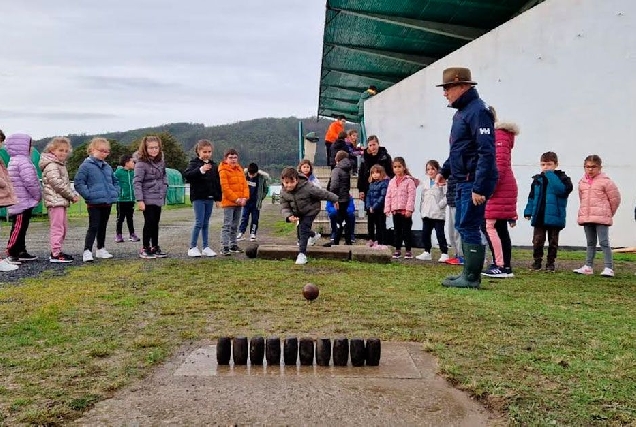 XORNADAS DE PROMOCIÓN DOS BOLOS CO COLEXIO PEDRO CASELLES DE XOVE 2022 1