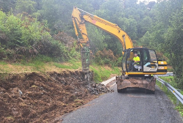 obras estrada fonsagrada ribeira de piquin drenaxe