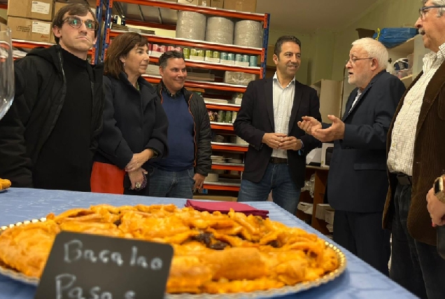 O Conselleiro do Mar visitou en Bergondo o Forno de Guísamo