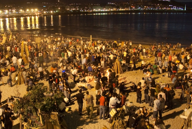 Imaxe da noite de San Xoán na Coruña