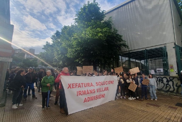 A ANPA do CEIP Irmáns Villar protesta ante a falta de prazas no IES Otero Pedrayo