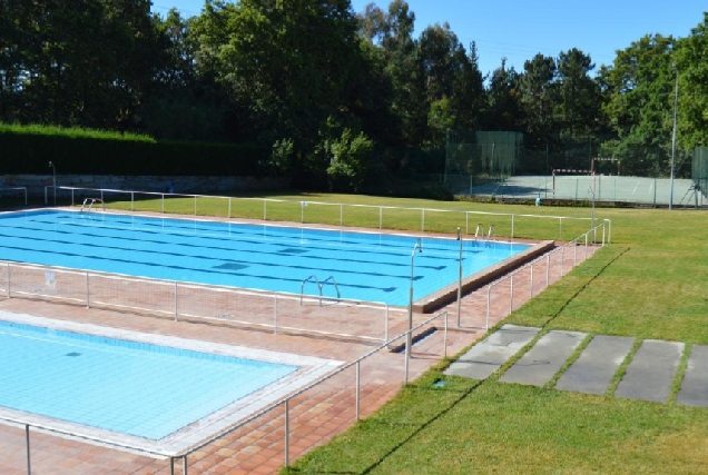 Piscinas municipais de Luíntra