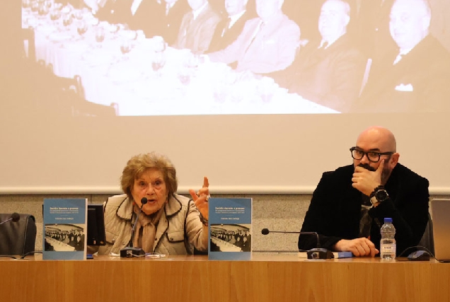 presentación-libro-sobre-emigración-a-Uuruguay-Yolanda-Díaz-Gallego